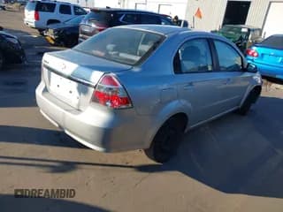 ✅ 2009 Chevrolet Aveo 1LT • VIN: KL1TD56EX9B374755 • Lot: 41334901. Wystawiony na IAAI z przebiegiem 105 967 mil. Bezpłatny archiwum sprzedaży aukcyjnych z USA i szczegółowy raport historii pojazdu na DreamBid. Zdjęcie 4.