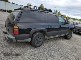✅ 2005 Chevrolet Suburban LS • VIN: 3GNFK16Z75G256551 • Lot: 76172014. Wystawiony na Copart z przebiegiem 229 260 mil. Bezpłatny archiwum sprzedaży aukcyjnych z USA i szczegółowy raport historii pojazdu na DreamBid. Zdjęcie 3.