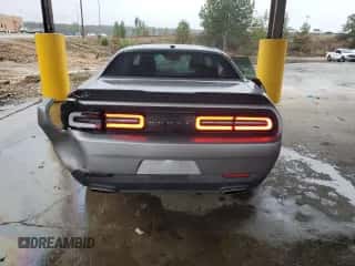 2017 Dodge Challenger SXT Plus z VIN 2C3CDZAG3HH640667, wystawiony jako Copart lot #89901775 z przebiegiem 138 287 mil mil oraz Szkoda całkowita • Salvage title. Historia ofert i sprzedaży dostępna na DreamBid. Obrazek 6.