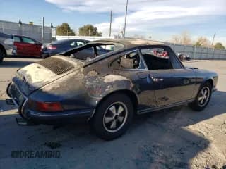 ✅ 1972 Porsche 911 • VIN: 9112100323 • Лот: 81934654. Опубликован ранее на Copart с пробегом Не указан. Бесплатный доступ к архиву аукционных продаж из США и подробный отчёт об истории автомобиля на DreamBid. Изображение 3.