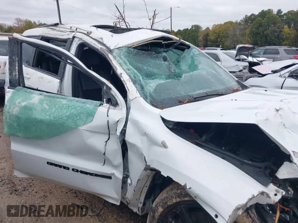 ✅ 2021 Jeep Grand Cherokee Laredo X • VIN: 1C4RJFAG7MC854569 • Lot: 43526228. Listed on IAAI with 52,442 mi. Free auction sales archive from the USA and detailed vehicle history report at DreamBid. Image 18.