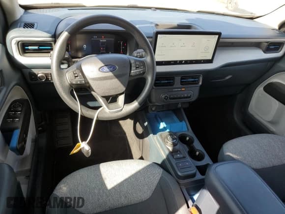 ✅ 2025 Ford Maverick XLT • VIN: 3FTTW8JAXSRA25024 • Lot: 84049135. Wystawiony na Copart z przebiegiem 4 167 mil. Bezpłatny archiwum sprzedaży aukcyjnych z USA i szczegółowy raport historii pojazdu na DreamBid. Zdjęcie 8.