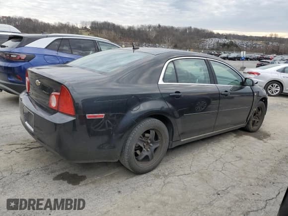 ✅ 2008 Chevrolet Malibu 1LT • VIN: 1G1ZH57B38F220383 • Lot: 81767124. Listed on Copart with 174,034 mi. Free auction sales archive from the USA and detailed vehicle history report at DreamBid. Image 3.