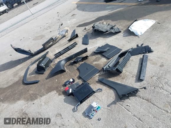 ✅ 2025 Jeep Grand Cherokee Altitude X • VIN: 1C4RJHAGXSC289968 • Лот: 41918797. Опубликован ранее на IAAI с пробегом 672 миль. Бесплатный доступ к архиву аукционных продаж из США и подробный отчёт об истории автомобиля на DreamBid. Изображение 12.