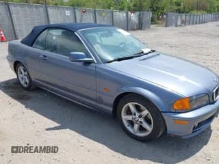 ✅ 2003 BMW 3 Series 325Ci • VIN: WBABS33473PG89372 • Lot: 42173043. Wystawiony na IAAI z przebiegiem 129 953 mil. Bezpłatny archiwum sprzedaży aukcyjnych z USA i szczegółowy raport historii pojazdu na DreamBid. Zdjęcie 1.