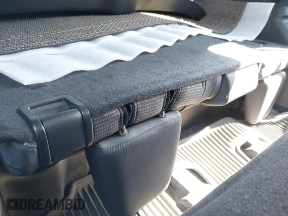 ✅ 2023 Toyota Highlander Hybrid LE • VIN: 5TDZARAHXPS521120 • Лот: 43486764. Опубликован ранее на IAAI с пробегом 86 264 миль. Бесплатный доступ к архиву аукционных продаж из США и подробный отчёт об истории автомобиля на DreamBid. Изображение 17.