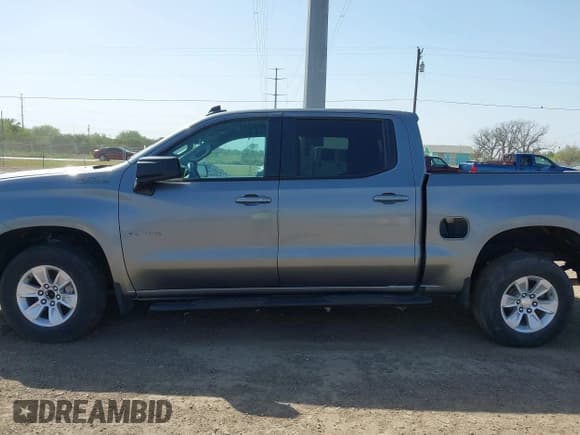 ✅ 2021 Chevrolet Silverado 1500 RST • VIN: 3GCUYEET4MG387356 • Lot: 41808678. Listed on IAAI with Not provided. Free auction sales archive from the USA and detailed vehicle history report at DreamBid. Image 14.