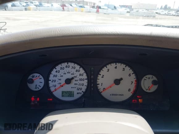 ✅ 2003 Nissan Pathfinder LE • VIN: JN8DR09X73W713782 • Lot: 42185302. Wystawiony na IAAI z przebiegiem 242 081 mil. Bezpłatny archiwum sprzedaży aukcyjnych z USA i szczegółowy raport historii pojazdu na DreamBid. Zdjęcie 7.