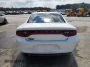 ✅ 2016 Dodge Charger SE • VIN: 2C3CDXBG6GH242130 • Lot: 70006235. Wystawiony na Copart z przebiegiem 159 225 mil. Bezpłatny archiwum sprzedaży aukcyjnych z USA i szczegółowy raport historii pojazdu na DreamBid. Zdjęcie 6.