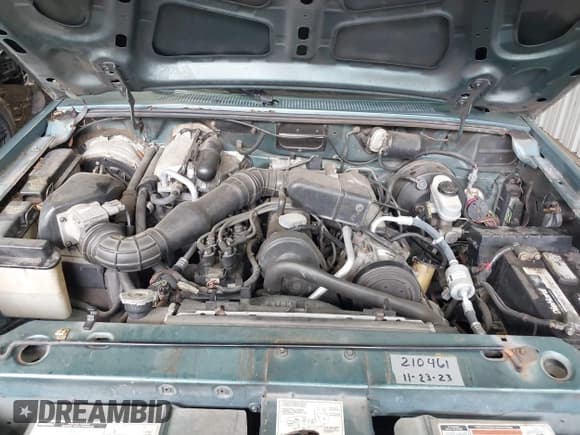 ✅ 1994 Mazda B-Series • VIN: 4F4CR12A5RTM80943 • Lot: 42886371. Wystawiony na IAAI z przebiegiem 212 185 mil. Bezpłatny archiwum sprzedaży aukcyjnych z USA i szczegółowy raport historii pojazdu na DreamBid. Zdjęcie 10.