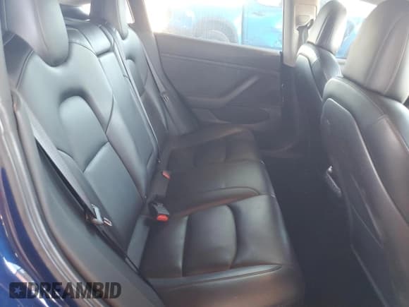 ✅ 2018 Tesla Model 3 Long Range Battery • VIN: 5YJ3E1EA6JF160618 • Lot: 84975585. Wystawiony na Copart z przebiegiem 79 692 mil. Bezpłatny archiwum sprzedaży aukcyjnych z USA i szczegółowy raport historii pojazdu na DreamBid. Zdjęcie 10.