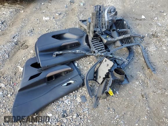 ✅ 2020 GMC Acadia SLE • VIN: 1GKKNKLS9LZ151197 • Лот: 91775535. Опубликован ранее на Copart с пробегом 154 857 миль. Бесплатный доступ к архиву аукционных продаж из США и подробный отчёт об истории автомобиля на DreamBid. Изображение 13.