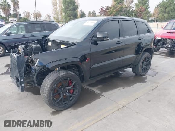 ✅ 2018 Jeep Grand Cherokee Trackhawk • VIN: 1C4RJFN99JC284078 • Лот: 43794435. Опубликован ранее на IAAI с пробегом Не указан. Бесплатный доступ к архиву аукционных продаж из США и подробный отчёт об истории автомобиля на DreamBid. Изображение 22.