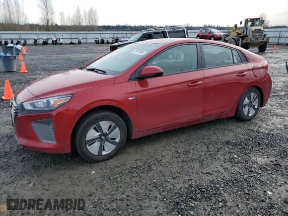 2019 Hyundai Ioniq Blue с VIN KMHC65LC2KU169135, выставлен на аукционе Copart как лот 76619504 с пробегом 110 448 миль миль и Списание • Salvage title. История ставок и продаж доступна на DreamBid. Изображение 1.
