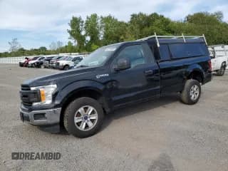 ✅ 2018 Ford F-150 XL • VIN: 1FTMF1CPXJKC90087 • Lot: 68735865. Wystawiony na Copart z przebiegiem 79 711 mil. Bezpłatny archiwum sprzedaży aukcyjnych z USA i szczegółowy raport historii pojazdu na DreamBid. Zdjęcie 1.