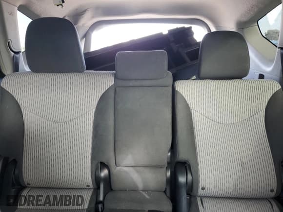 ✅ 2016 Toyota Prius Two • VIN: JTDZN3EU3GJ049090 • Лот: 85370385. Опубликован ранее на Copart с пробегом 127 444 миль. Бесплатный доступ к архиву аукционных продаж из США и подробный отчёт об истории автомобиля на DreamBid. Изображение 10.