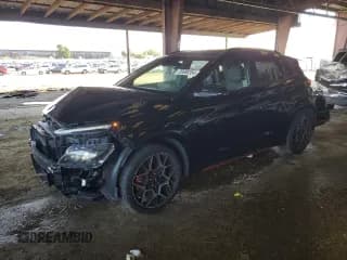 ✅ 2023 Hyundai Kona • VIN: KM8KH3AC4PU008709 • Лот: 85680354. Опубликован ранее на Copart с пробегом 9 278 миль. Бесплатный доступ к архиву аукционных продаж из США и подробный отчёт об истории автомобиля на DreamBid. Изображение 1.