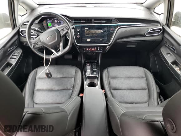 ✅ 2023 Chevrolet Bolt EV 2LT • VIN: 1G1FX6S0XP4190973 • Lot: 60766964. Wystawiony na Copart z przebiegiem 11 589 mil. Bezpłatny archiwum sprzedaży aukcyjnych z USA i szczegółowy raport historii pojazdu na DreamBid. Zdjęcie 8.