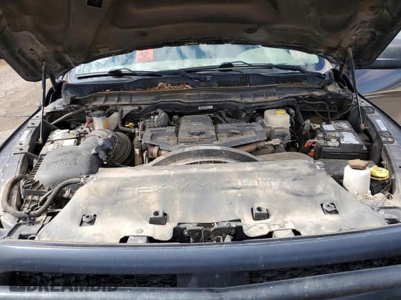 ✅ 2017 Ram 2500 Tradesman • VIN: 3C6UR5CL5HG551386 • Lot: 63066855. Wystawiony na Copart z przebiegiem 134 373 mil. Bezpłatny archiwum sprzedaży aukcyjnych z USA i szczegółowy raport historii pojazdu na DreamBid. Zdjęcie 11.