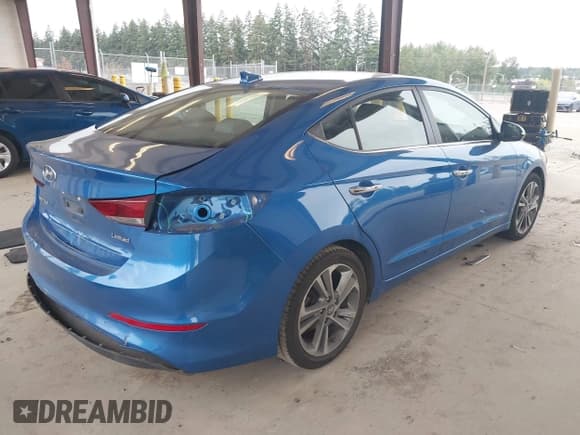 ✅ 2017 Hyundai Elantra SE • VIN: KMHD84LF3HU299288 • Lot: 42995021. Wystawiony na IAAI z przebiegiem 79 556 mil. Bezpłatny archiwum sprzedaży aukcyjnych z USA i szczegółowy raport historii pojazdu na DreamBid. Zdjęcie 4.