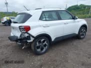 ✅ 2023 Hyundai Venue SEL • VIN: KMHRC8A38PU211791 • Lot: 42370593. Listed on IAAI with 32,167 mi. Free auction sales archive from the USA and detailed vehicle history report at DreamBid. Image 4.