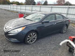 ✅ 2013 Hyundai Sonata SE • VIN: 5NPEC4AB3DH758301 • Lot: 77623114. Listed on Copart with 135,613 mi. Free auction sales archive from the USA and detailed vehicle history report at DreamBid. Image 1.