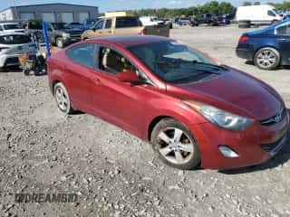 2013 Hyundai Elantra GLS с VIN 5NPDH4AE2DH341534, выставлен на аукционе Copart как лот 81841965 с пробегом Не указан миль и Списание • Salvage title. История ставок и продаж доступна на DreamBid. Изображение 4.