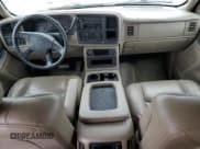 ✅ 2004 Chevrolet Silverado 1500 LS • VIN: 2GCEK13T541412243 • Lot: 77465974. Wystawiony na Copart z przebiegiem Nie podano. Bezpłatny archiwum sprzedaży aukcyjnych z USA i szczegółowy raport historii pojazdu na DreamBid. Zdjęcie 8.