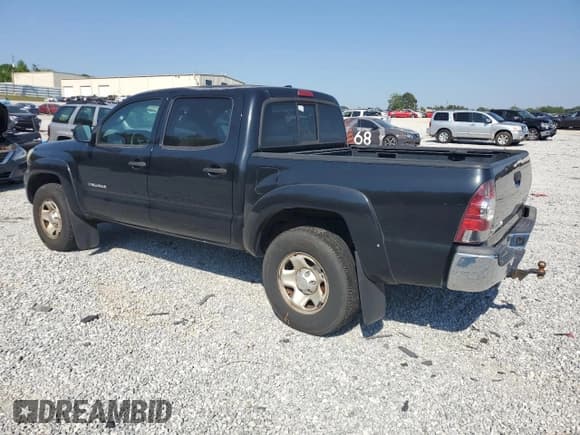 ✅ 2010 Toyota Tacoma PreRunner • VIN: 3TMJU4GN9AM103255 • Lot: 53799655. Listed on Copart with 210,998 mi. Free auction sales archive from the USA and detailed vehicle history report at DreamBid. Image 2.