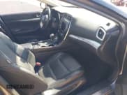 ✅ 2019 Nissan Maxima SL • VIN: 1N4AA6AV4KC377503 • Lot: 41979533. Wystawiony na IAAI z przebiegiem 84 544 mil. Bezpłatny archiwum sprzedaży aukcyjnych z USA i szczegółowy raport historii pojazdu na DreamBid. Zdjęcie 5.