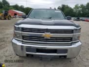 ✅ 2015 Chevrolet Silverado 2500HD LT • VIN: 1GC2KVEG3FZ512023 • Lot: 68147805. Wystawiony na Copart z przebiegiem 233 371 mil. Bezpłatny archiwum sprzedaży aukcyjnych z USA i szczegółowy raport historii pojazdu na DreamBid. Zdjęcie 5.