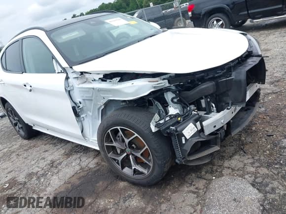 ✅ 2021 Alfa Romeo Stelvio Ti • VIN: ZASPAKBN0M7D12940 • Лот: 42393580. Опубликован ранее на IAAI с пробегом 31 074 миль. Бесплатный доступ к архиву аукционных продаж из США и подробный отчёт об истории автомобиля на DreamBid. Изображение 1.