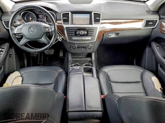 ✅ 2013 Mercedes-Benz M 350 • VIN: 4JGDA5HB4DA144972 • Лот: 95174815. Опубликован ранее на Copart с пробегом 151 897 миль. Бесплатный доступ к архиву аукционных продаж из США и подробный отчёт об истории автомобиля на DreamBid. Изображение 8.