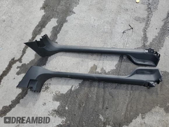 ✅ 2017 Buick Cascada Premium • VIN: W04WH3N51HG063453 • Lot: 59692545. Listed on Copart with 210,708 mi. Free auction sales archive from the USA and detailed vehicle history report at DreamBid. Image 12.