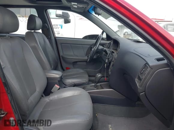 ✅ 2005 Hyundai Elantra GLS • VIN: KMHDN56D75U162679 • Lot: 41806869. Wystawiony na IAAI z przebiegiem 119 886 mil. Bezpłatny archiwum sprzedaży aukcyjnych z USA i szczegółowy raport historii pojazdu na DreamBid. Zdjęcie 5.