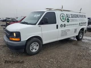 ✅ 2017 Chevrolet Express Cargo • VIN: 1GCWGBFG8H1161532 • Lot: 42099735. Wystawiony na Copart z przebiegiem 103 374 mil. Bezpłatny archiwum sprzedaży aukcyjnych z USA i szczegółowy raport historii pojazdu na DreamBid. Zdjęcie 1.