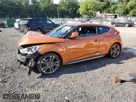 2016 Hyundai Veloster Turbo with VIN KMHTC6AE5GU285360, listed as a Copart auction lot 70428515 with Not provided miles and Salvage title. Bid and sale history available at DreamBid. Image 1.