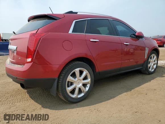 ✅ 2015 Cadillac SRX Performance Collection • VIN: 3GYFNFE33FS575254 • Lot: 67310025. Wystawiony na Copart z przebiegiem 67 839 mil. Bezpłatny archiwum sprzedaży aukcyjnych z USA i szczegółowy raport historii pojazdu na DreamBid. Zdjęcie 3.