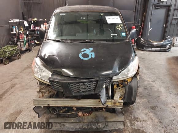 ✅ 2015 Nissan NV200 • VIN: 3N8CM0JT3FK714642 • Lot: 41538122. Listed on IAAI with 206,565 mi. Free auction sales archive from the USA and detailed vehicle history report at DreamBid. Image 6.