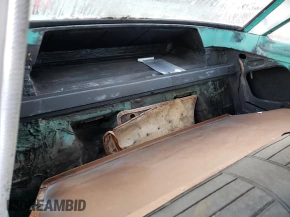 ✅ 1964 Chevrolet Corvair • VIN: 40927W262698 • Лот: 82339884. Опубликован ранее на Copart с пробегом 68 617 миль. Бесплатный доступ к архиву аукционных продаж из США и подробный отчёт об истории автомобиля на DreamBid. Изображение 10.