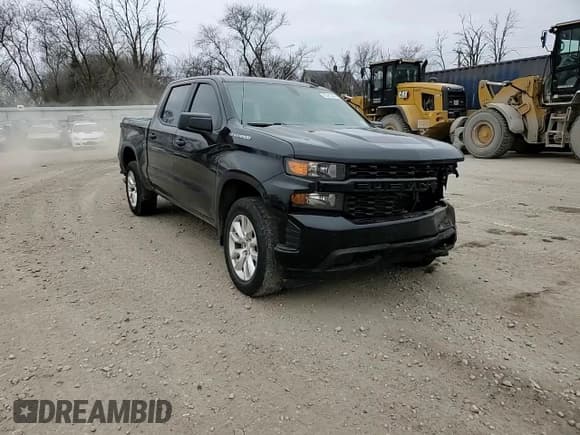 ✅ 2021 Chevrolet Silverado 1500 Custom • VIN: 1GCPYBEH9MZ171784 • Lot: 83081484. Wystawiony na Copart z przebiegiem 94 772 mil. Bezpłatny archiwum sprzedaży aukcyjnych z USA i szczegółowy raport historii pojazdu na DreamBid. Zdjęcie 13.