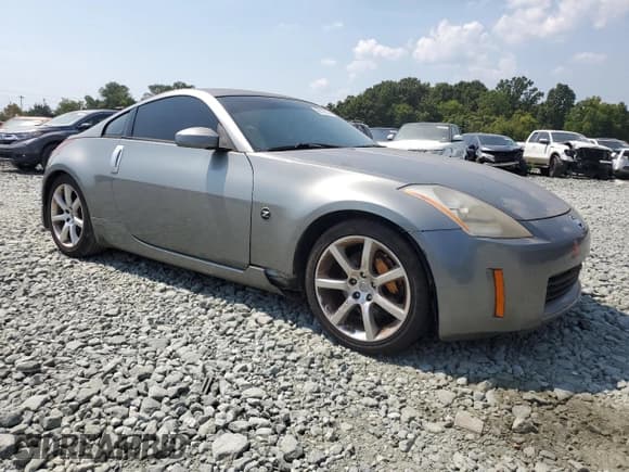✅ 2005 Nissan 350Z • VIN: JN1AZ34D85M608232 • Лот: 69145384. Опубликован ранее на Copart с пробегом 128 199 миль. Бесплатный доступ к архиву аукционных продаж из США и подробный отчёт об истории автомобиля на DreamBid. Изображение 4.