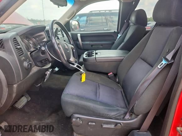 ✅ 2011 GMC Sierra 1500 SLE • VIN: 1GTR1VE01BZ438258 • Lot: 71200605. Wystawiony na Copart z przebiegiem 180 782 mil. Bezpłatny archiwum sprzedaży aukcyjnych z USA i szczegółowy raport historii pojazdu na DreamBid. Zdjęcie 7.