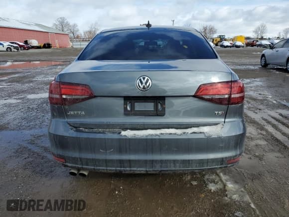 ✅ 2017 Volkswagen Jetta SEL • VIN: 3VWL17AJ9HM398924 • Lot: 89898245. Listed on Copart with 193,172 mi. Free auction sales archive from the USA and detailed vehicle history report at DreamBid. Image 6.