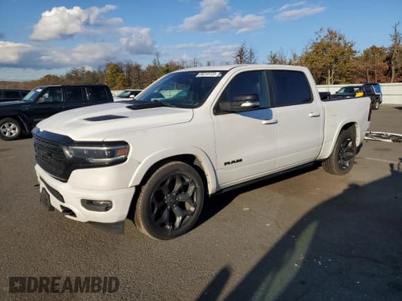 ✅ 2021 Ram 1500 Limited • VIN: 1C6SRFHTXMN654665 • Лот: 86318725. Опубликован ранее на Copart с пробегом 138 333 миль. Бесплатный доступ к архиву аукционных продаж из США и подробный отчёт об истории автомобиля на DreamBid. Изображение 1.