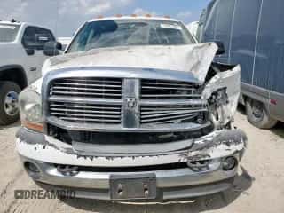 2006 Dodge 3500 SLT z VIN 3D7ML48C56G172775, wystawiony jako Copart lot #50087985 z przebiegiem 363 008 mil mil oraz Szkoda całkowita • Salvage title. Historia ofert i sprzedaży dostępna na DreamBid. Obrazek 5.
