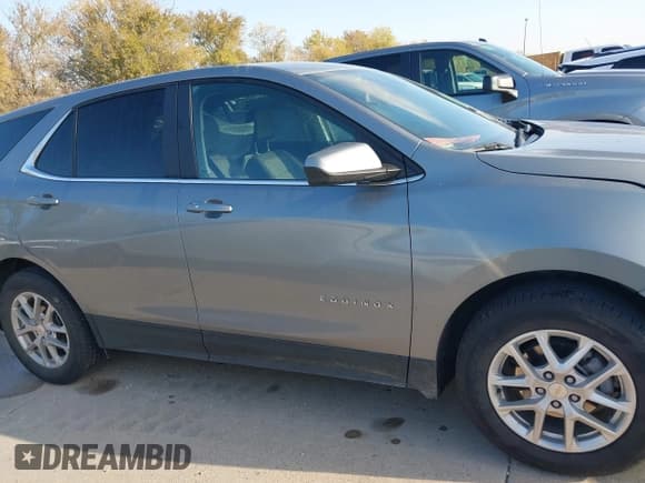 ✅ 2024 Chevrolet Equinox LT • VIN: 3GNAXUEG7RL309341 • Lot: 43863978. Listed on IAAI with 42,970 mi. Free auction sales archive from the USA and detailed vehicle history report at DreamBid. Image 13.
