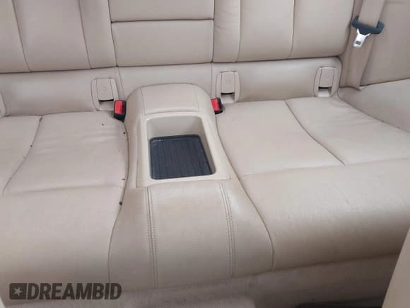 ✅ 2014 BMW 4 Series 428i xDrive • VIN: WBA3N5C52EF716189 • Lot: 42896816. Listed on IAAI with 110,331 mi. Free auction sales archive from the USA and detailed vehicle history report at DreamBid. Image 8.