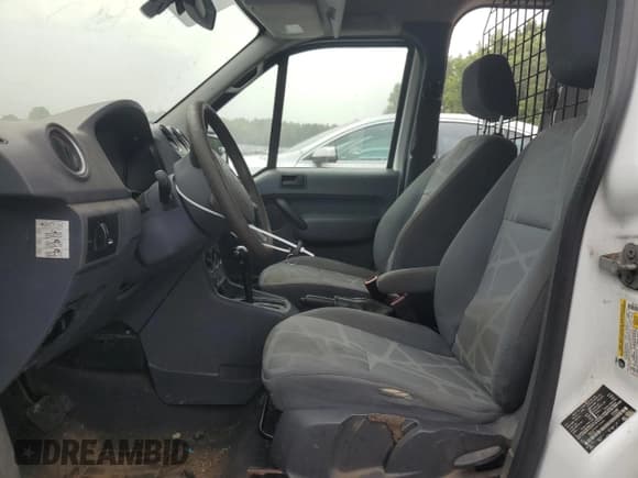 ✅ 2013 Ford Transit Connect XL • VIN: NM0LS7CN1DT129423 • Lot: 67001945. Listed on Copart with 156,436 mi. Free auction sales archive from the USA and detailed vehicle history report at DreamBid. Image 7.