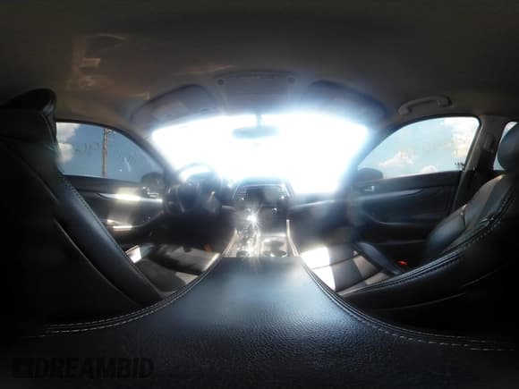 ✅ 2018 Nissan Maxima S • VIN: 1N4AA6AP2JC360747 • Lot: 42982290. Wystawiony na IAAI z przebiegiem 131 254 mil. Bezpłatny archiwum sprzedaży aukcyjnych z USA i szczegółowy raport historii pojazdu na DreamBid. Zdjęcie 18.